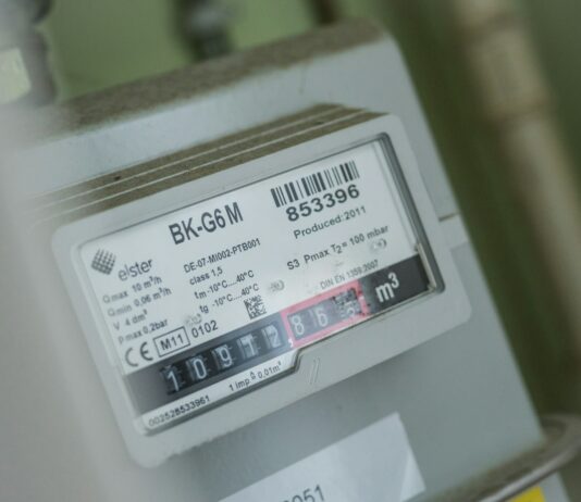 영세 소상공인 전기요금 최대 20만 원 지원…8일부터 신청·접수 text